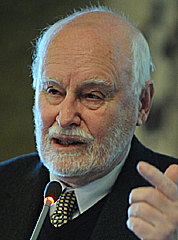 Maurizio Calvesi